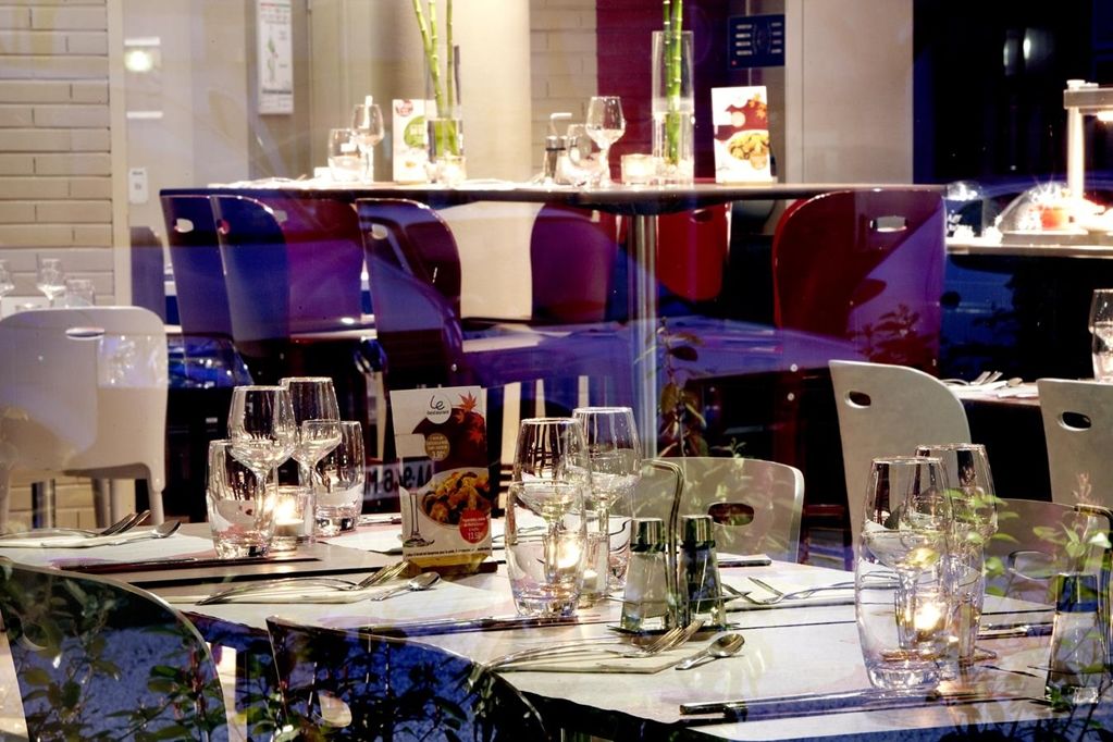 Hotel Campanile Paris Ouest - Gennevilliers Barbanniers Extérieur photo