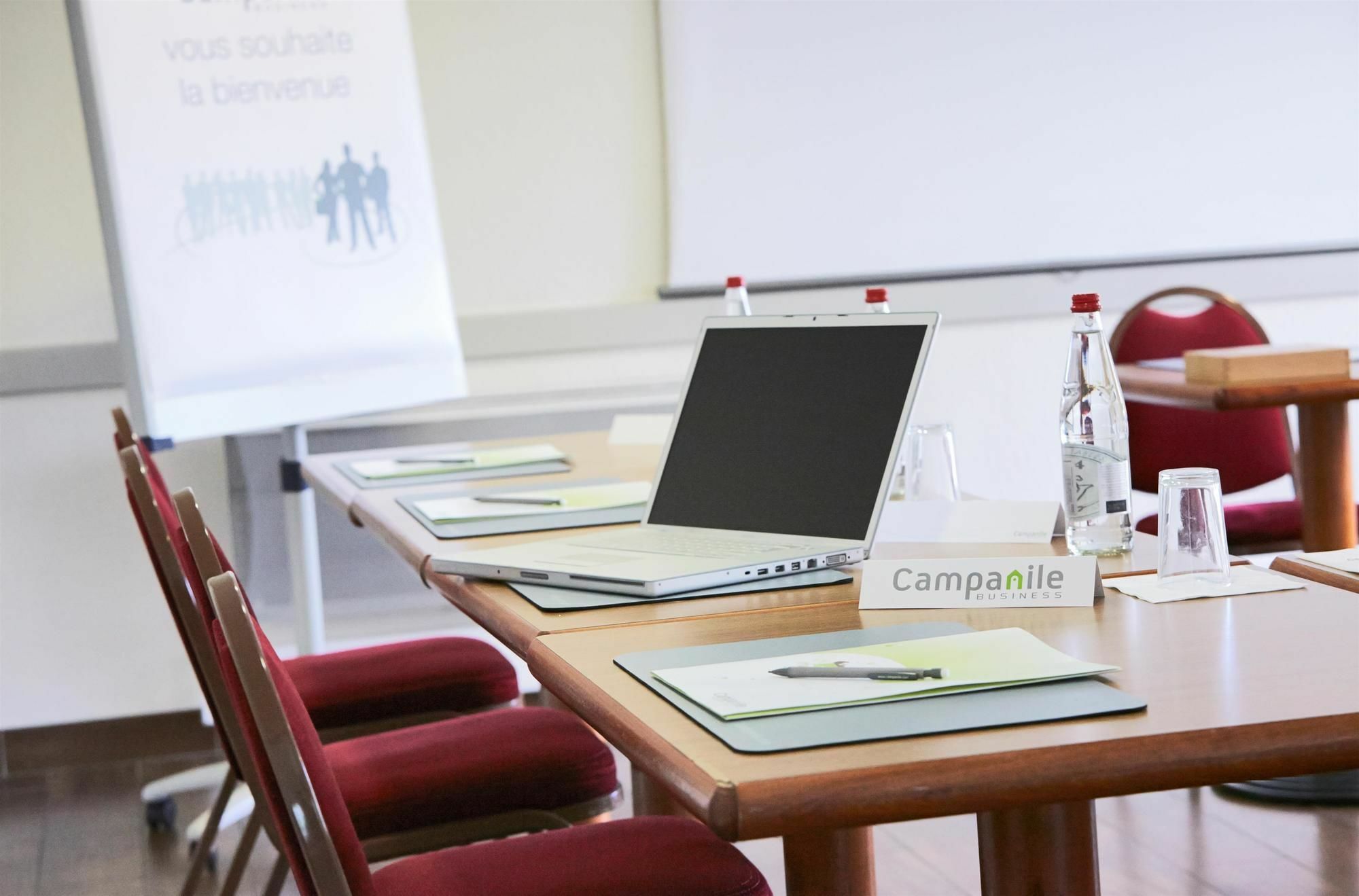 Hotel Campanile Paris Ouest - Gennevilliers Barbanniers Extérieur photo